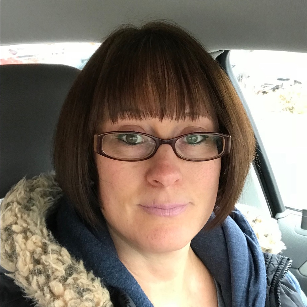 Meet your Posher, Vicky